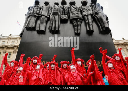 London, Großbritannien, 07. Oktober 2019. Red Rebel Brigade, Extinction Rebellion Protest in Central London. Kredit: Waldemar-Sikora Stockfoto