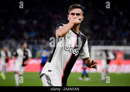 Uventus Player Paulo Dybala während des Inter-Juventus Fußballspiel im Stadion San Siro Stockfoto