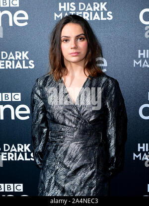 Dafne scharf, die Teilnahme an der Premiere seines dunklen Materialien am BFI Southbank, London statt. Stockfoto