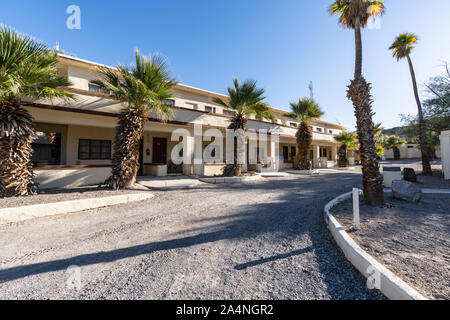 Soda Springs, Kalifornien, USA - Oktober 7, 2019: historische Hauptgebäude an der ehemaligen Soda Springs Resort am Ende von Zzyzx Road in der Nähe des Mojave Na Stockfoto