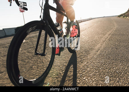 Radfahrer Radfahren auf der Spitze der Twin Peaks Stockfoto