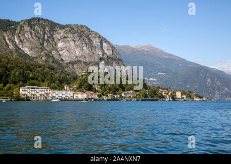 Die bergige See Stadt Rossano, Italien am Comer See. Stockfoto