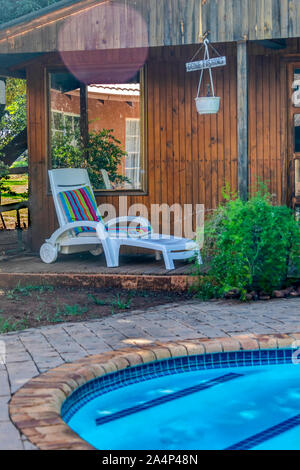 Typische südafrikanische Garten im Hinterhof Stockfoto