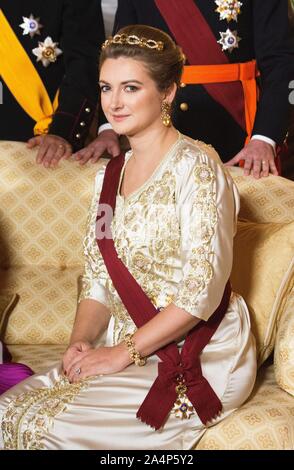 Luxemburg, Luxemburg. 15 Okt, 2019. Prinzessin Stephanie, Großherzogin erbliche Luxemburgs an das Großherzogliche Palais in Luxemburg am 15. Oktober 2019, für das offizielle Foto vor dem Staat Bankett am 1. eines 3 Tage Besuch aus Belgien nach Luxemburg Credit: Albert Ph-van der Werf/Niederlande/Point de Vue |/dpa/Alamy leben Nachrichten Stockfoto
