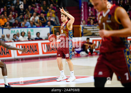 Venezia, Italien. 15 Okt, 2019. Andrea DE NICOLAO ofUmana Reyer Venezia, Italien, während Umana Reyer Venezia vs Tofas Bursa - Basketball EuroCup Meisterschaft - Credit: LPS/Alessio Marini/Alamy leben Nachrichten Stockfoto