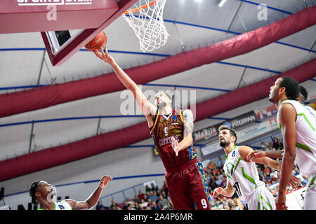 Venezia, Italien. 15 Okt, 2019. 9 Der Umana Reyer Venezia, Italien, während Umana Reyer Venezia vs Tofas Bursa - Basketball EuroCup Meisterschaft - Credit: LPS/Alessio Marini/Alamy leben Nachrichten Stockfoto