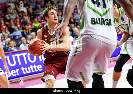 Venezia, Italien. 15 Okt, 2019. Andrea DE NICOLAO ofUmana Reyer Venezia, Italien, während Umana Reyer Venezia vs Tofas Bursa - Basketball EuroCup Meisterschaft - Credit: LPS/Alessio Marini/Alamy leben Nachrichten Stockfoto