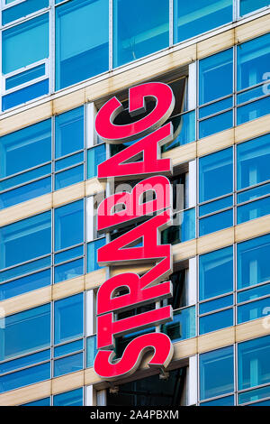 Strabag Construction Company Logo und roten Buchstaben Stockfoto
