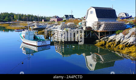 Untere Aussicht, NS, CANADA-6 OKT 2019 - Ansicht des unteren Aussicht, einem kleinen Fischerdorf an der Chebucto Halbinsel in der Nähe von Halifax, Nova Scotia. Stockfoto