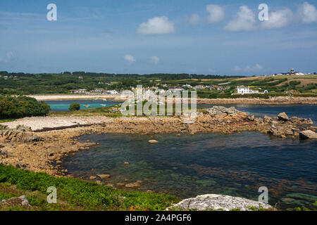 Carn Leh zwischen Carn Leh Cove und Old Town Bay, St Mary's, Isles of Scilly Stockfoto