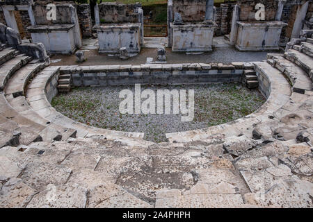 Die UNESCO-Welterbe. Die archäologische Stätte von Aphrodisias. Die Straßen in der Stadt gehören der Tempel, Theater, eine Agora und Badewanne Komplex Stockfoto