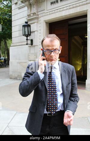 Andrew Marr im Millbank, Westminster, London, Großbritannien, am 15. Oktober 2019. Britische Journalisten. Stockfoto