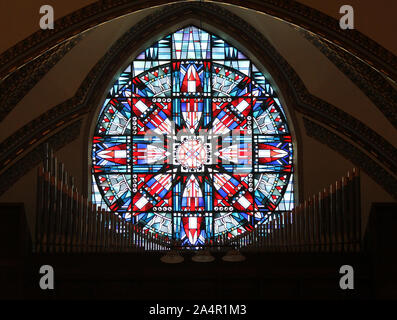 Stain Glass Fenster in der Kathedrale in Dyersvile, Iowa Stockfoto