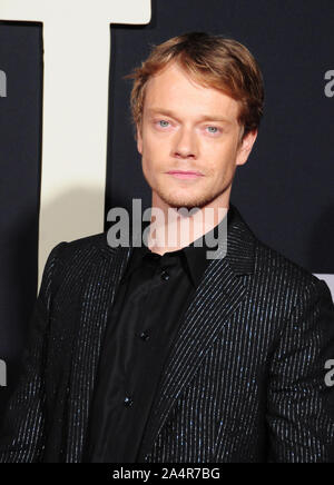 Los Angeles, Kalifornien, USA 15. Oktober 2019 Schauspieler Alfie Allen Fox Searchlight Pictures präsentiert "Jojo Kaninchen" Los Angeles Premiere am Oktober 15, 2019 in Hollywood American Legion Post 43 in Los Angeles, Kalifornien, USA besucht. Foto von Barry King/Alamy leben Nachrichten Stockfoto