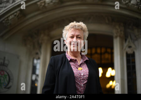 Bezirk Richter Claire Gilham kommt an der britischen Obersten Gericht in London, vor einer Entscheidung über ihre juristische Schlacht zu haben ein "Whistleblowing" Anspruch, an einem Arbeitsgericht gelüftet. Stockfoto