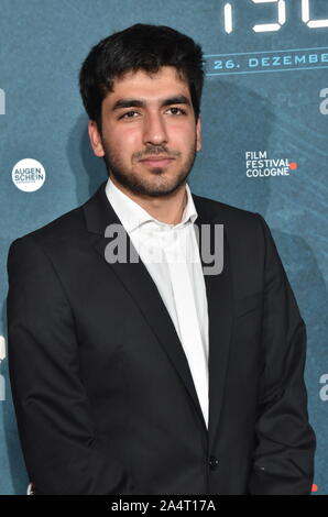 Köln, Deutschland. 14 Okt, 2019. Der Schauspieler Omid Memar auf die Vorführung des Films "7500" auf dem Filmfestival Köln, Internationales Festival für Film und Fernsehen kommt. Credit: Horst Galuschka/dpa/Alamy leben Nachrichten Stockfoto