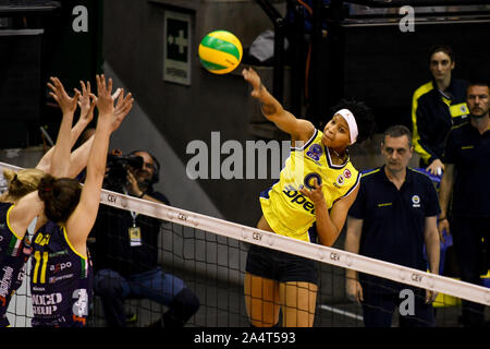 Melissa Vargas während der CEV-Halbfinale 2019 - vs Fenerbahçe Imoco Conegliano, Treviso, Italien, 02. April 2019, Volleyball Volleyball Champions League Frauen Stockfoto