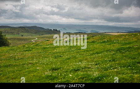 Landschaft von Housesteads Roman Fort auf Hadrian's Wall, Northumberland, England gebracht Stockfoto