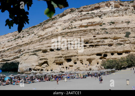 Berühmte Strand von Matala auf Kreta in Griechenland Stockfoto