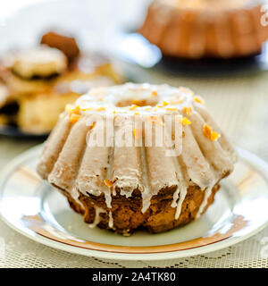 Flauschige bundt Cake ideal für Ostern oder Weihnachten Stockfoto