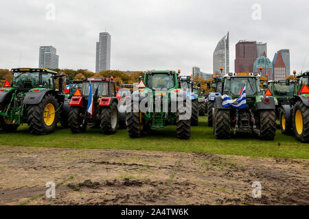 Den Haag, Niederlande. 16 Okt, 2019. Den Haag, 16-10-2019, Den Haag Centre, holländische Nachrichten. Malieveld Credit: Pro Schüsse/Alamy leben Nachrichten Stockfoto