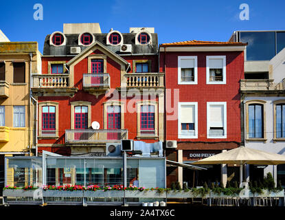 Street Scene von Fischrestaurants, Matosinhos, Porto, Portugal Stockfoto