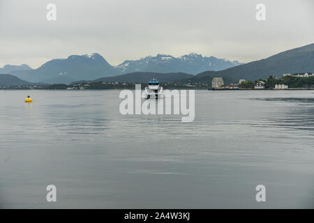 ALESUND, Norwegen - Juni, 2019: Alesund Stadtzentrum. Alesund ist Stadt und Gemeinde in Mehr og Romsdal County, Norwegen Stockfoto