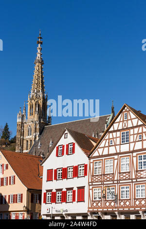 Marktplatz, Esslingen am Neckar, Hauszeile, Kirchturm Stockfoto