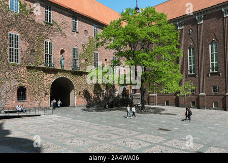 Stockholmer Rathaus, Aussicht im Sommer des Stadshuset (Rathaus) Hof, Stockholm, Schweden. Stockfoto