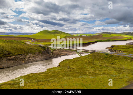 Alte Brücke über den Skafta River, South Coast, Island Stockfoto