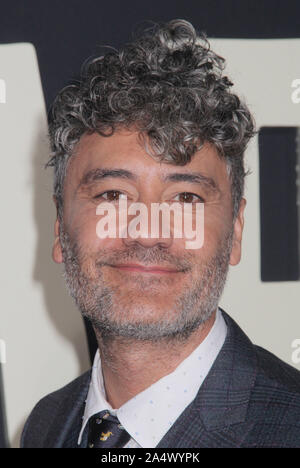 Taika Waititi 10/15/2019 Die Los Angeles Premiere von "Jojo Kaninchen" gehalten am Hollywood American Legion Post 43 in Los Angeles, CA. Foto von I. Hasegawa/HNW/PictureLux Stockfoto