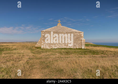 St aldhelm's Kapelle, ein altes Gebäude aus Stein im St aldhelm's Kopf, Dorset, Großbritannien Stockfoto