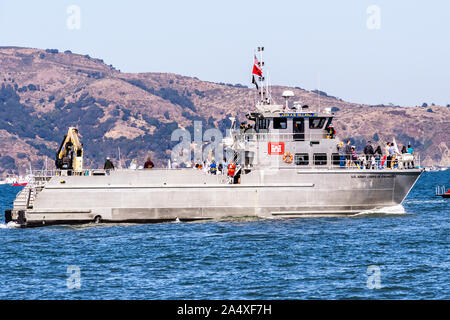 Okt 12, 2019 San Francisco/CA/USA - US-Armee Korps der Ingenieure Schiff am 39th Fleet Week teilnehmen; Stockfoto