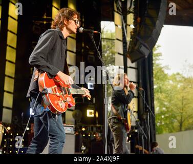 Micha Nelson, Sohn von Willie Nelson, wie Particle Kid, indie rock music live, am Bauernhof, in East Troy, Wisconsin, USA Stockfoto