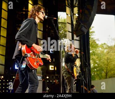 Micha Nelson, Sohn von Willie Nelson, wie Particle Kid, indie rock music live, am Bauernhof, in East Troy, Wisconsin, USA Stockfoto