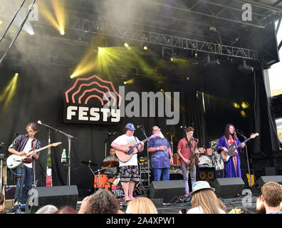 Oktober 12, 2019, Charlottesville, Virginia, USA: Festy bringt KENDALL STRASSE FIRMA zu lX Art Park in Charlottesville, Virginia am 12. Oktober 2019. Foto © Jeff Moore (Credit Bild: © Jeff Moore/ZUMA Draht) Stockfoto