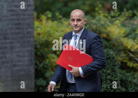 16. Oktober 2019, Minister der Ankunft in Nummer 10 Downing Street, Westminster, London. Stockfoto