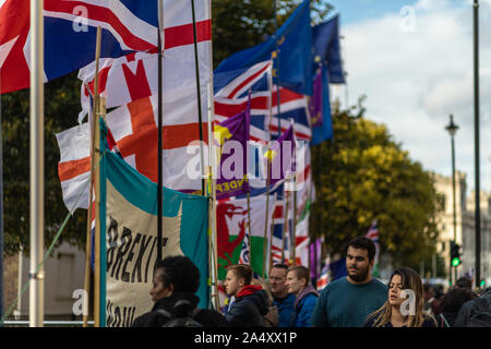 16. Oktober 2019, Minister der Ankunft in Nummer 10 Downing Street, Westminster, London. Stockfoto