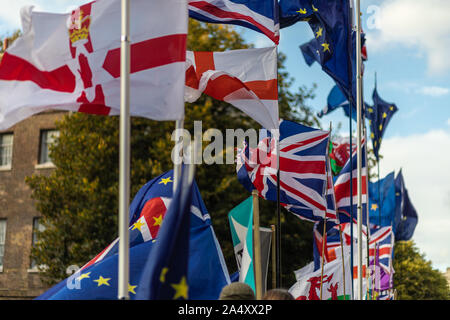 16. Oktober 2019, Minister der Ankunft in Nummer 10 Downing Street, Westminster, London. Stockfoto