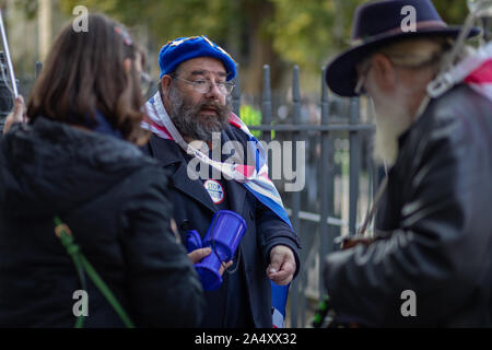 16. Oktober 2019, Minister der Ankunft in Nummer 10 Downing Street, Westminster, London. Stockfoto