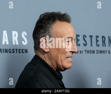 New York, NY - 16. Oktober 2019: Bruce Springsteen besucht die New York Special Screening der westlichen Stars bei Metrograph Stockfoto