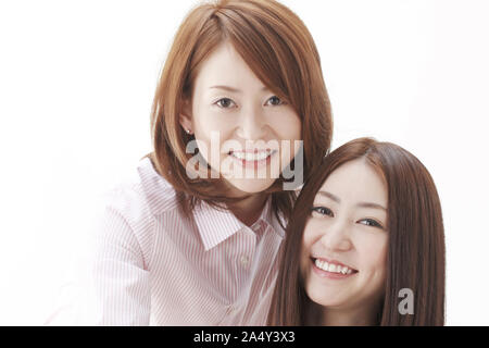 Portrait von zwei lächelnde Asiatische Frauen Stockfoto