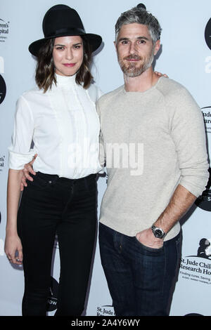 (Datei) Dave und Odette Annable Split nach 9 Jahren Ehe. LOS ANGELES, Kalifornien, USA - 23. Januar: Schauspielerin Odette Annable und Ehemann/Schauspieler Dave Annable kommen an der Los Angeles Art Show 2019 Opening Night Gala im Los Angeles Convention Center am 23. Januar 2019 in Los Angeles, Kalifornien, USA. (Foto von Xavier Collin/Image Press Agency) (DATEI) Dave und Odette Annable Split nach 9 Jahren Ehe. LOS ANGELES, Ca, USA - 23. Januar: Schauspielerin Odette Annable und Ehemann/Schauspieler Dave Annable kommen an der Los Angeles Art Show 2019 Opening Night Gala in Los Ange gehalten Stockfoto