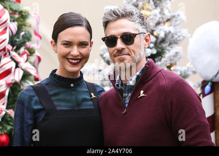 (Datei) Dave und Odette Annable Split nach 9 Jahren Ehe. BEVERLY HILLS, LOS ANGELES, Kalifornien, USA - 09 Dezember: Schauspielerin Odette Annable und Ehemann Dave Annable am Brooks Brothers Jahresurlaub Feier in Los Angeles zu profitieren St. Jude 2018 im Beverly Wilshire Hotel Vier Jahreszeiten am 9. Dezember 2018 in Beverly Hills, Los Angeles, Kalifornien, USA. (Foto von Xavier Collin/Image Press Agency) (DATEI) Dave und Odette Annable Split nach 9 Jahren Ehe. BEVERLY HILLS, Los Angeles, CA, USA - 09 Dezember: Schauspielerin Odette Annable und Ehemann Dave Annable Stockfoto