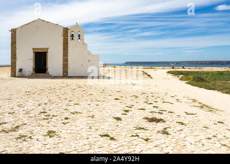 Kleine Kapelle der Nossa Senhora da graca Innere Festung von Sagres (Fortaleza de Sagres, Algarve, Portugal Stockfoto