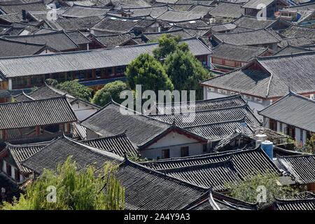 Lijiang, eine Stadt im Nordwesten der Provinz Yunnan in China ist berühmt für seine UNESCO Weltkulturerbe, die Altstadt von Lijiang. Stockfoto