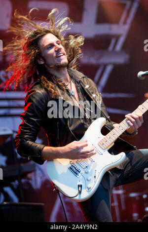 Väsbygruppen H.E.A.T. führt während der väsby Rock Festival. Upplands Vasby, Schweden. Stockfoto