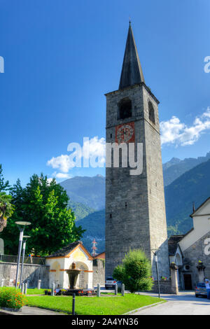 Italien, Piemont, Crodo, Santo Stefano Kirche Glockenturm Stockfoto