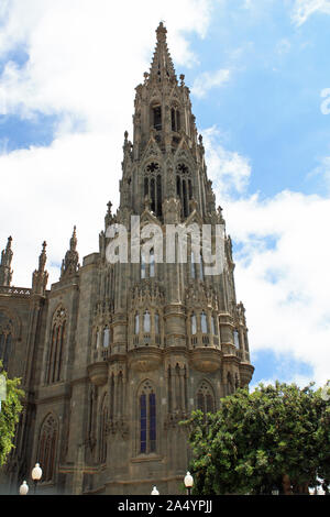 Iglesia de San Juan Bautista, Arucas auf Gran Canaria. Stockfoto