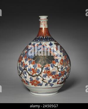 Die apothecary Bottle: Arita Ware, C. 1670-1680. Die Dekoration dieses weißen Porzellan Flasche wurde durch einen mehrstufigen Prozess erreicht. Zuerst einige dekorative Elemente, wie das tiefe Blau Formen, wurden mit einer Glasur aufgetragen und dann gefeuert. Emaille wurden auf gebürstet die hellen Farben zu erzielen. Diese Flasche wurde vermutlich in der Sammlung von Johannes Camphuys (1634-1695), der die niederländische Wohn- Insel Deshima in Hafen von Nagasaki war. Stockfoto